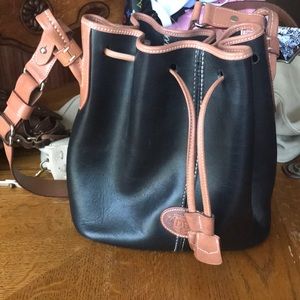 Dooney & Bourke Bag